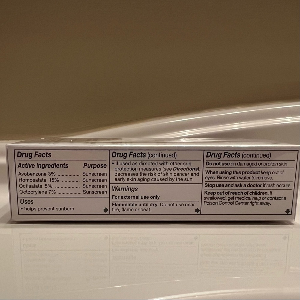 Lancôme UV Expert Aquagel Defense SPF 50 - Picture 4 of 5